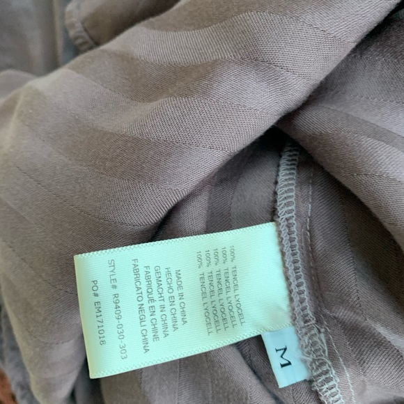 Cloth & Stone Purple Button up Anthropology - Picture 11 of 15